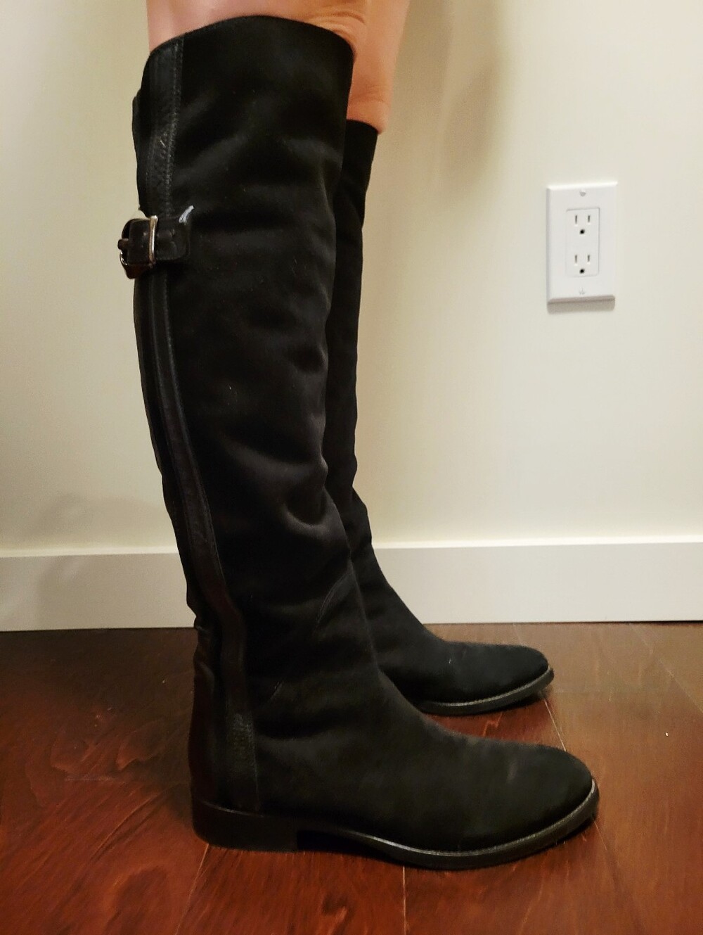Leather Knee Leinght Boots Size 8 Euro 38